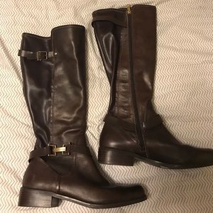Women's BCBG leather boots