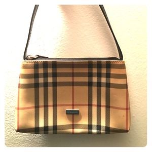 Burberry purse