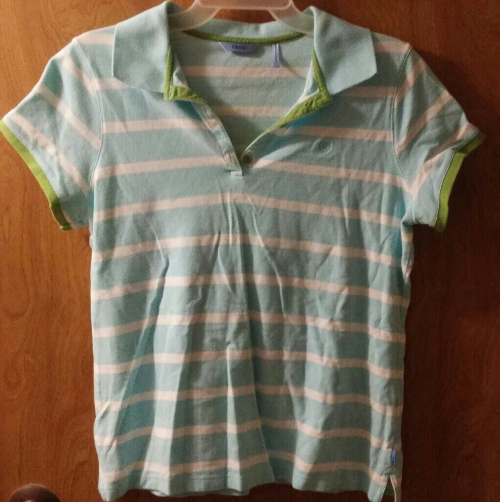 2 IZOD Collared top and Blouse Bundle size Large