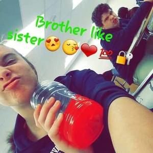 Meet your Posher, Bradley