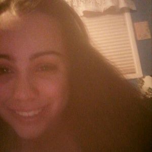 Meet your Posher, Elena