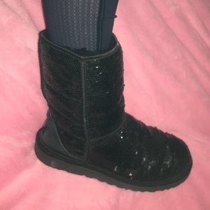 Black sparkly Uggs