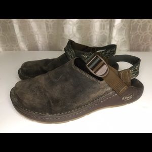Chaco clogs