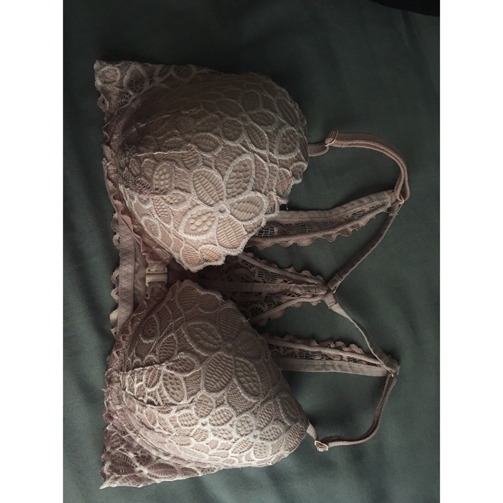 PINK front-clasp push-up bralette