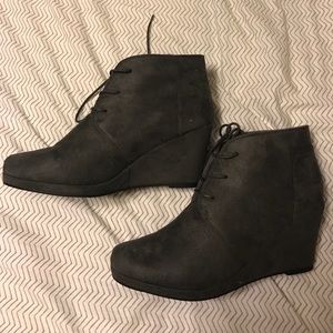 Women's size 11 dark grey booties