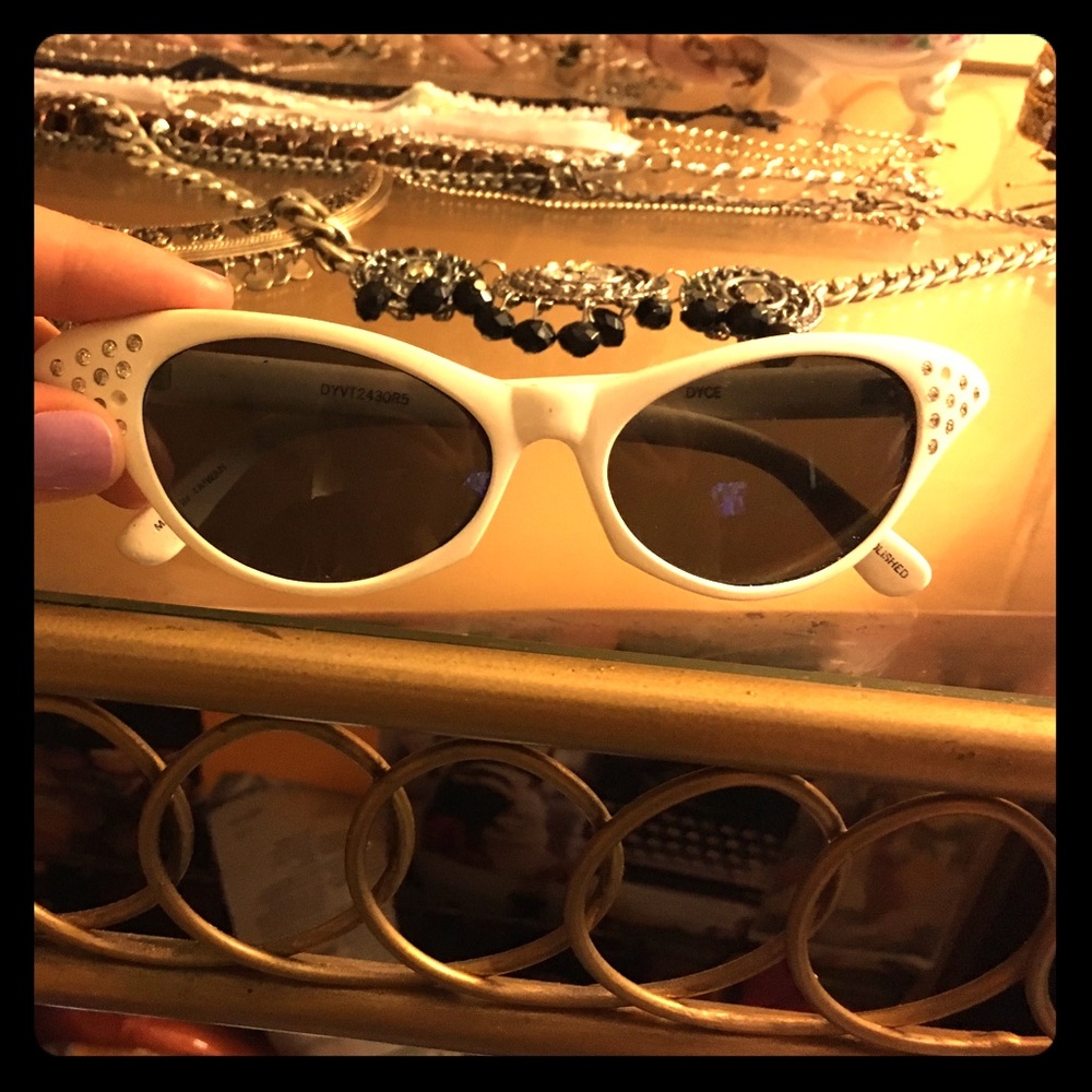 Vintage Cat Eye White Sunglasses