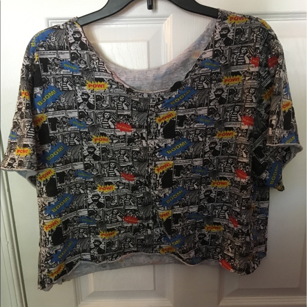 Comic crop top