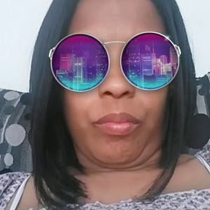 Meet your Posher, Toni