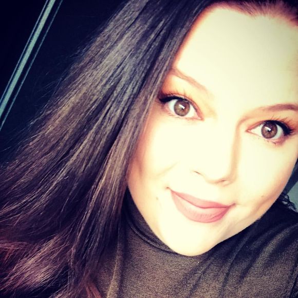 Meet your Posher, Katelynne - Picture 1 of 1