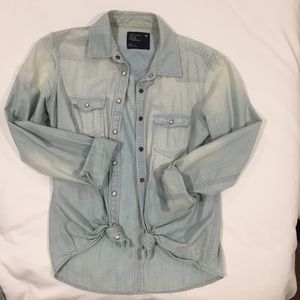 (American Eagle Outfitters) Chambray Shirt
