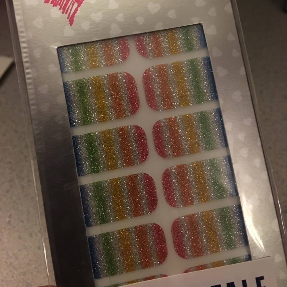 New Nail Stickers - Picture 2 of 5