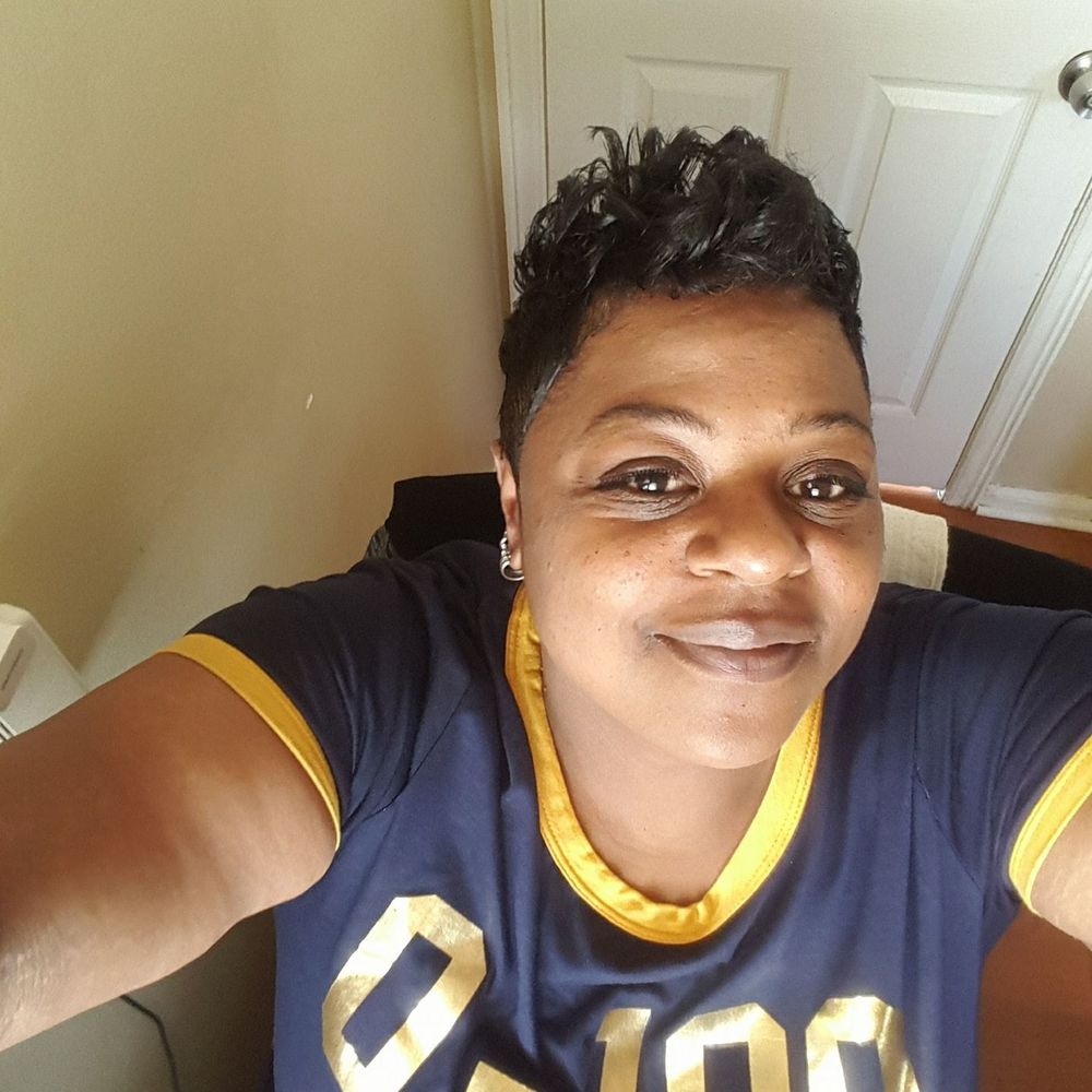Meet your Posher, Easha