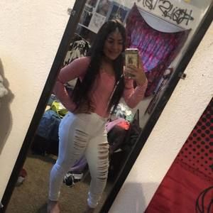 Meet your Posher, Naylea