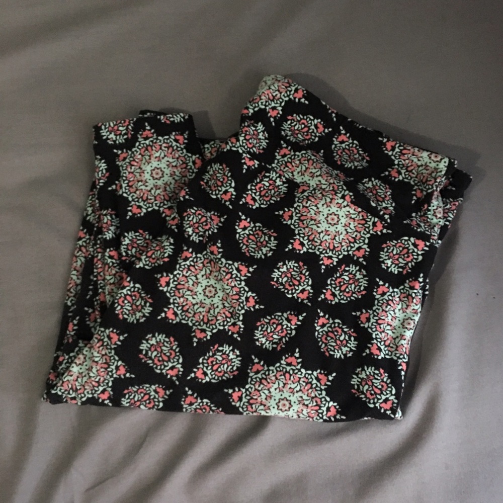 TC Mandala Lularoe Leggings