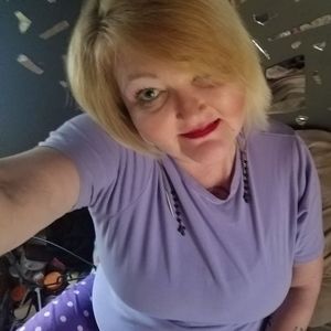 Meet your Posher, Valerie