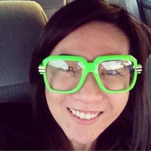 Meet your Posher, Jaenice