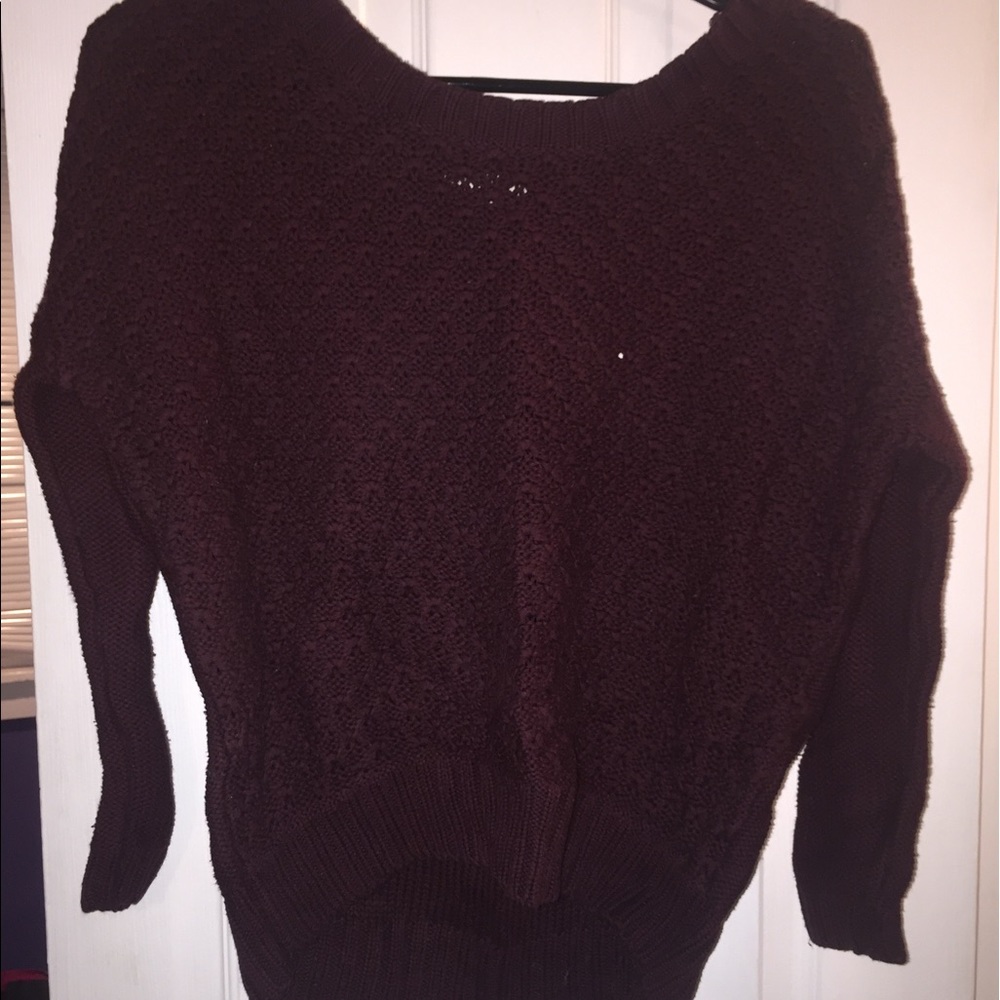 3/4 sleeve maroon sweater