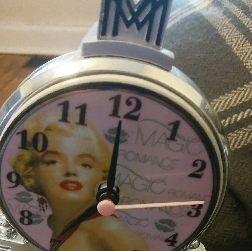 Clock - Picture 2 of 3