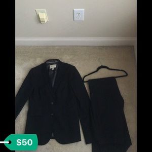 Women’s Banana Republic Black Pantsuit-Tall/Long