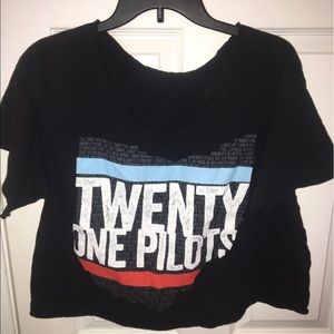 Twenty one pilots crop tee