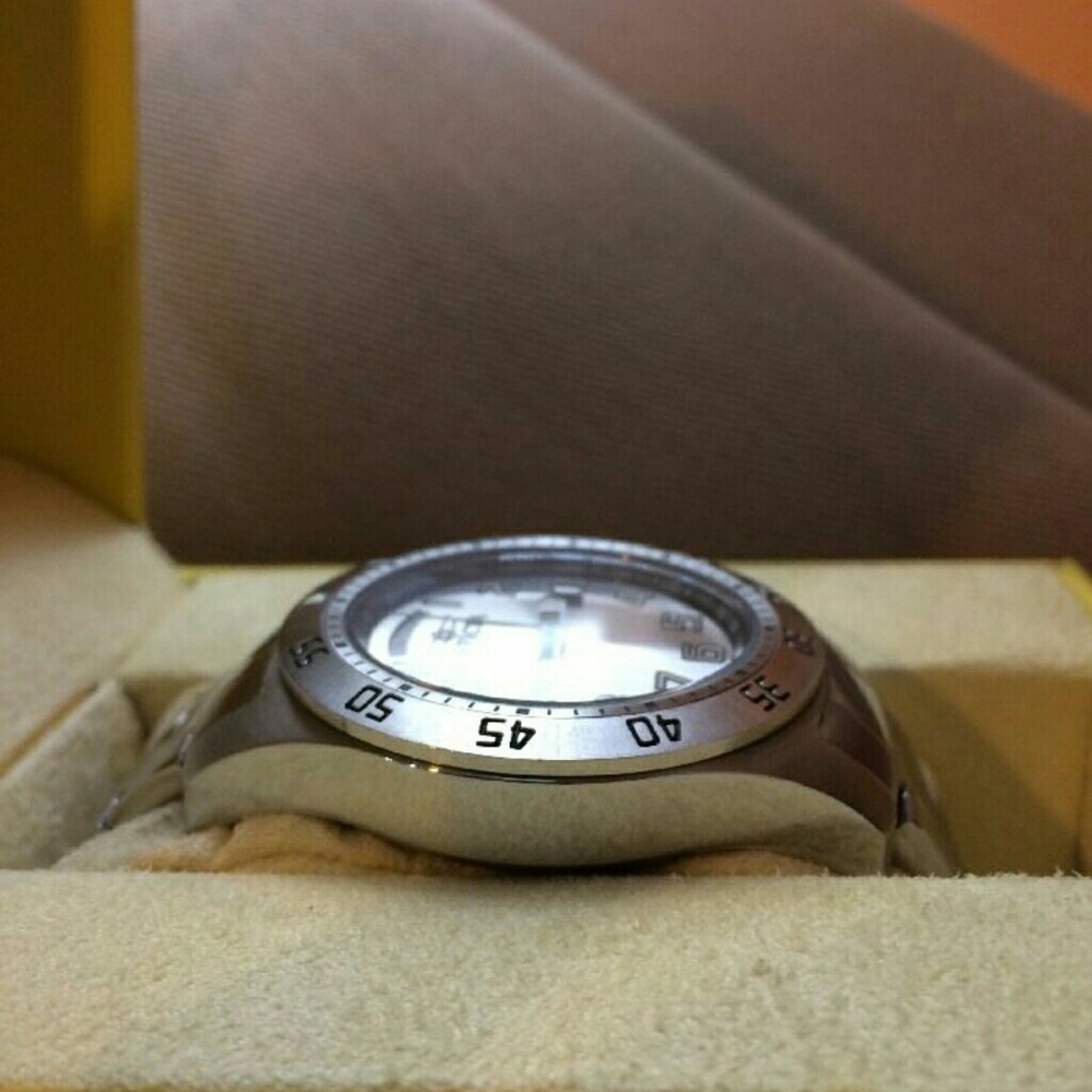 Men's Invicta Watch NIB NWOT - Picture 3 of 6