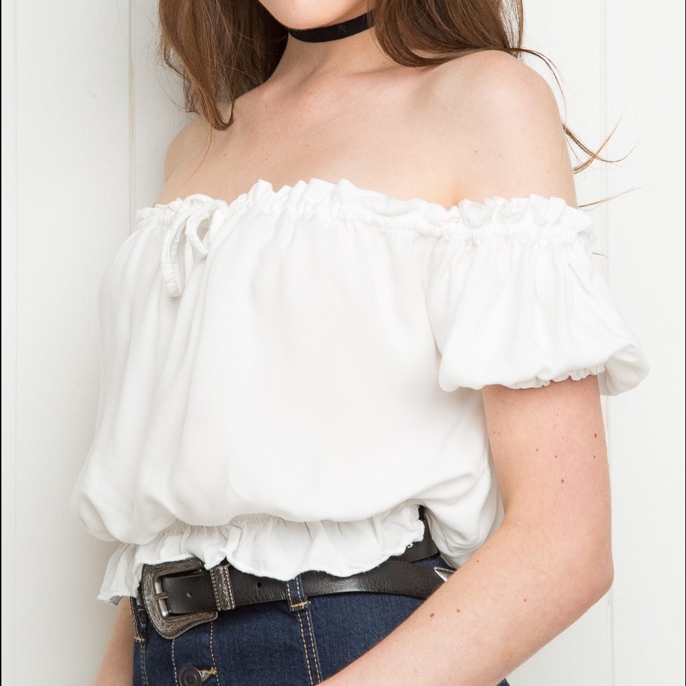 WHITE BRANDY MELVILLE EZRA OFF-THE SHOULDER TOP