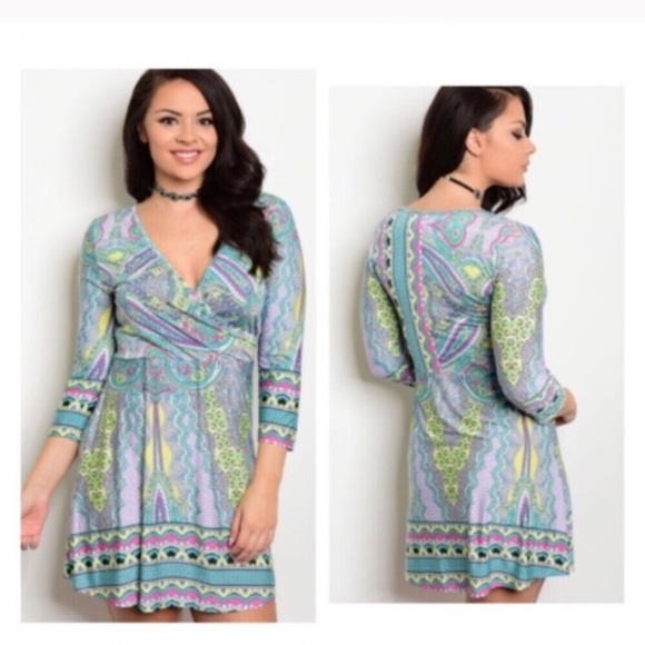 DELETING! LAST ONE! (Plus) Faux wrap dress - Picture 3 of 3