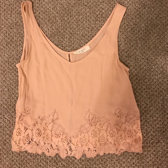 Light Pink Top - Picture 1 of 3