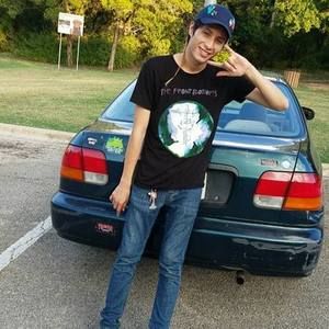 Meet your Posher, Omar