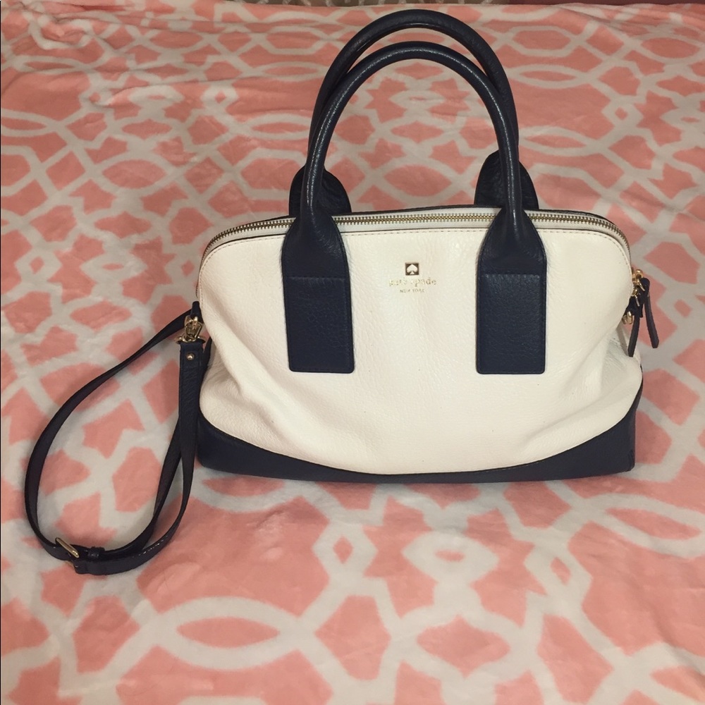 🚨SALE🚨Kate Spade white and navy purse