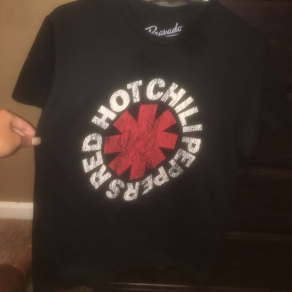 Authentic signed red hot chili peppers tee