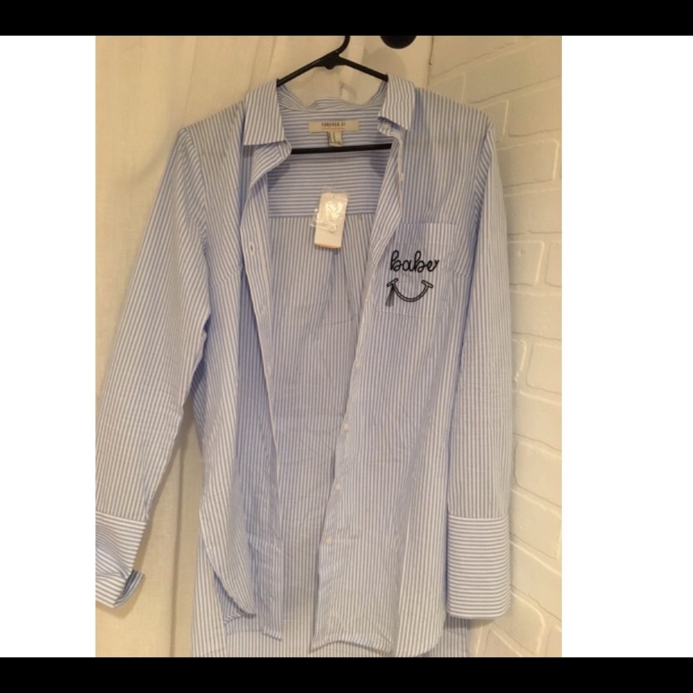 Blue and white stripe woven shirt💙