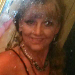 Meet your Posher, Joy