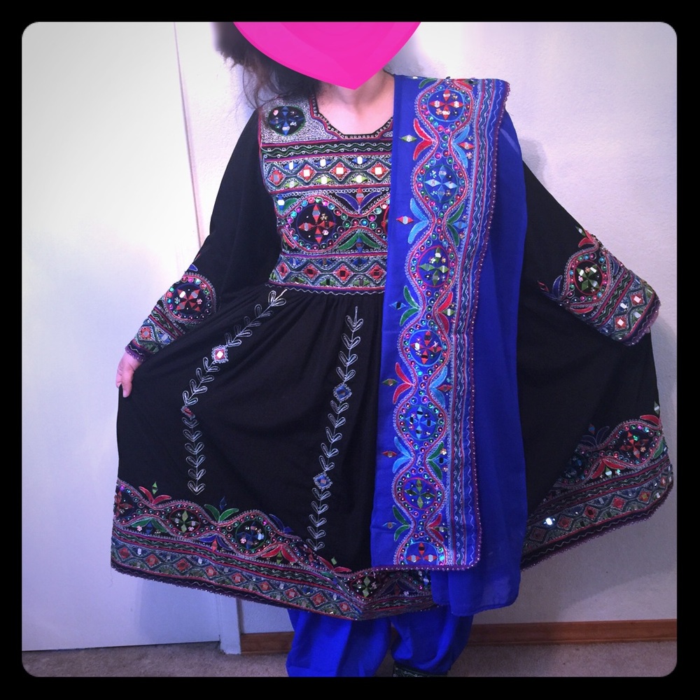 Afghan clothes