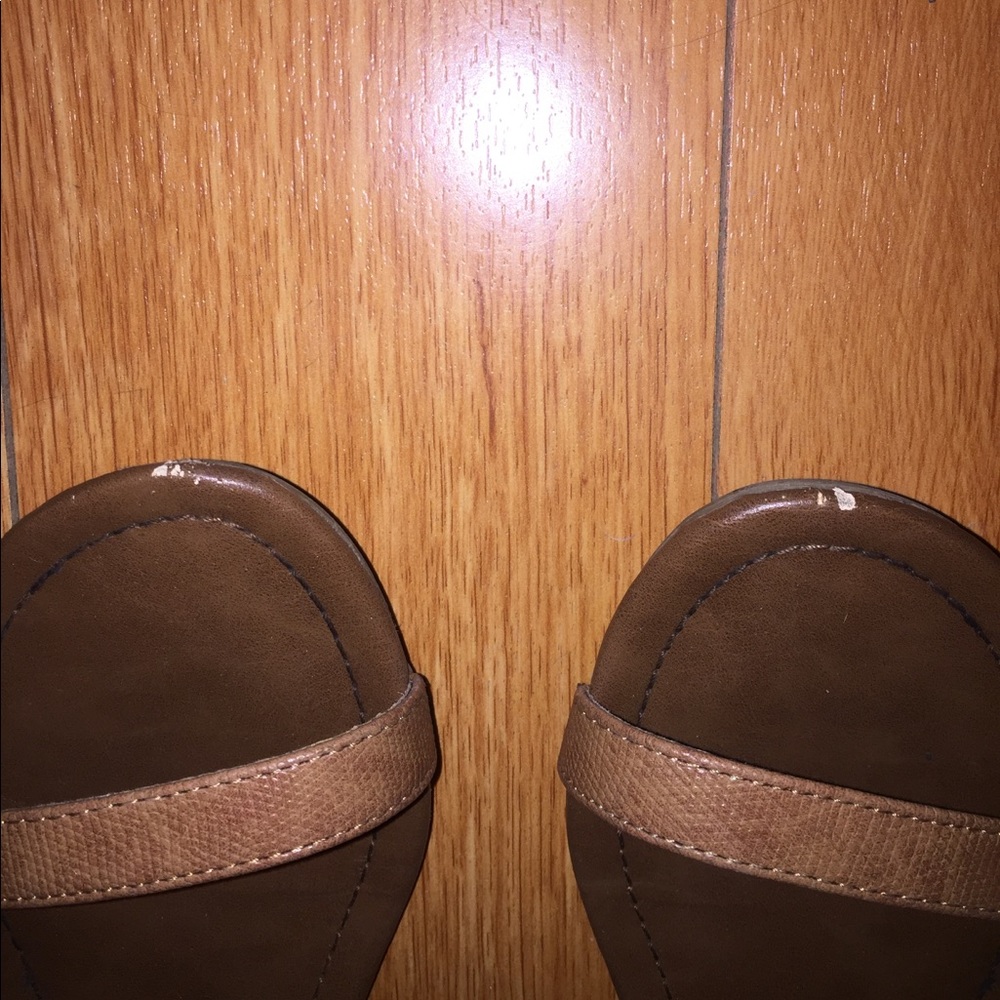 Sandals - Picture 2 of 2