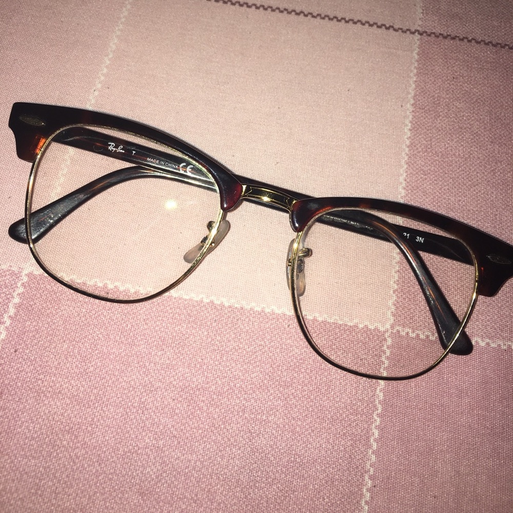 Ray-Ban eye glasses👓