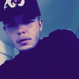 Meet your Posher, Adam