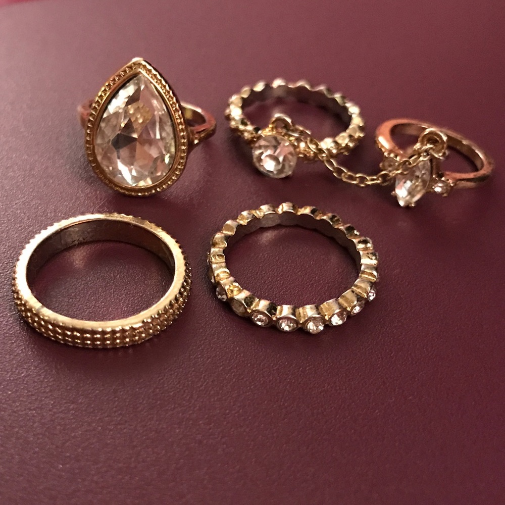 Forever 21 ring set