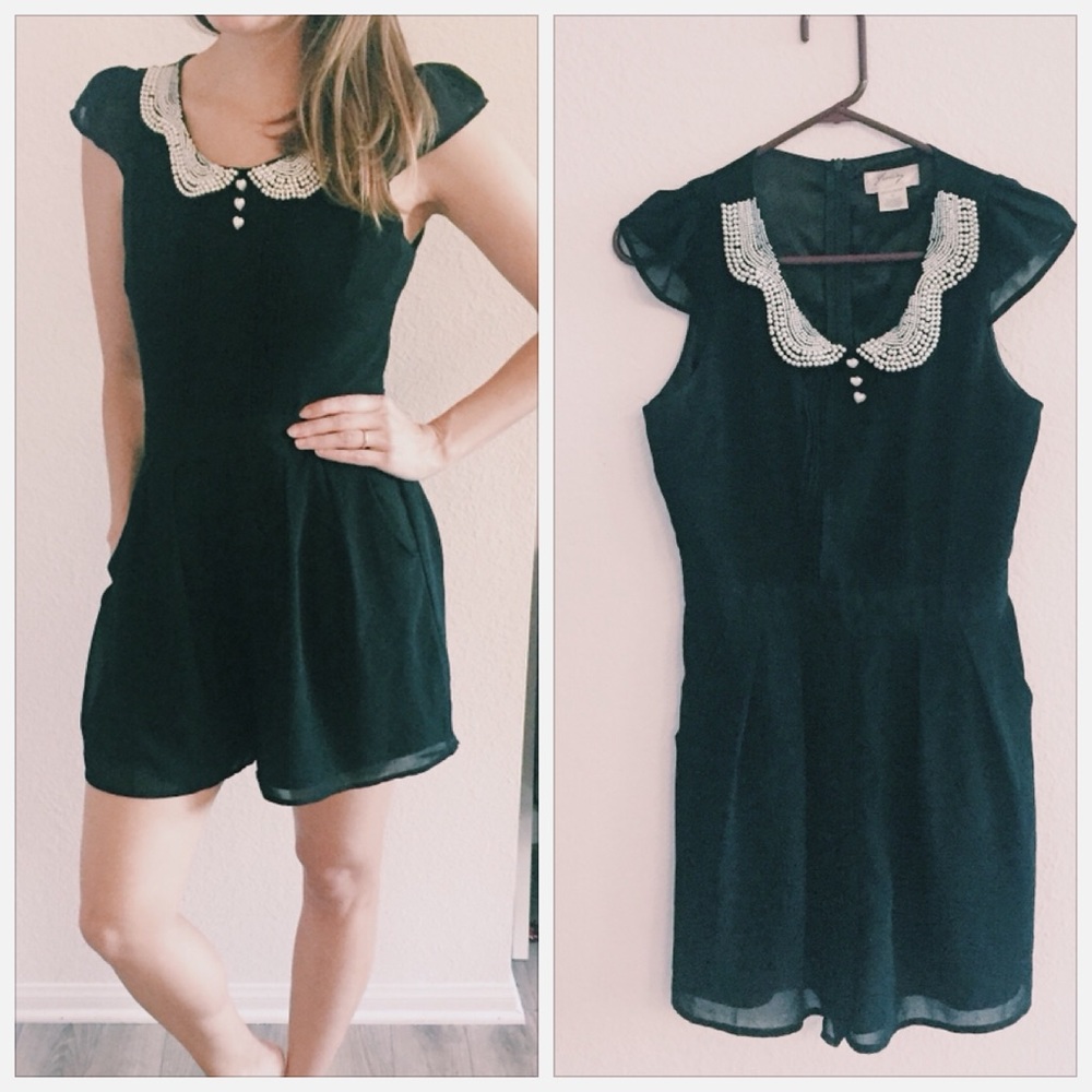 Peter Pan collar romper
