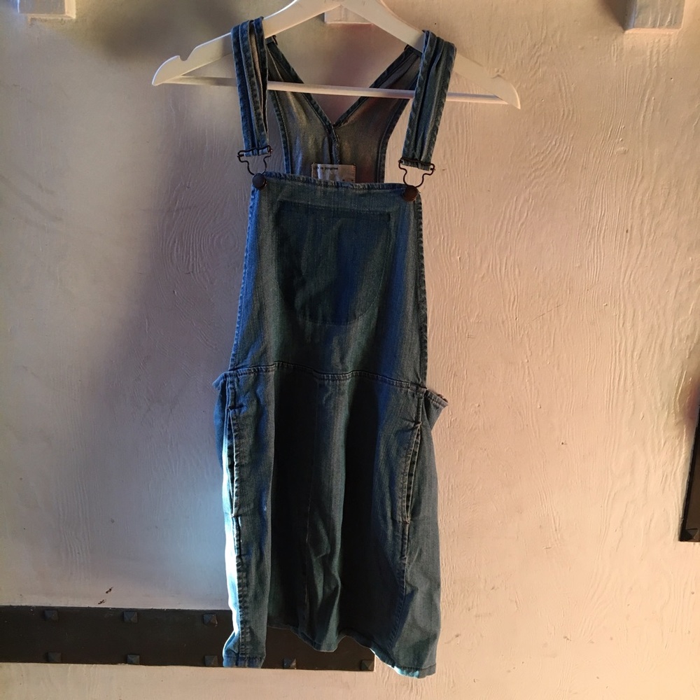 Overall dress