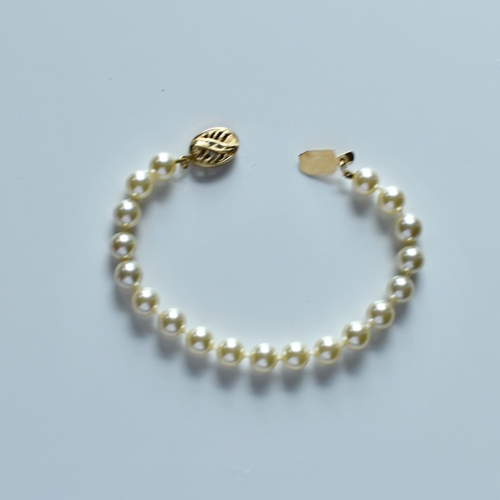 New pearls Bracelet