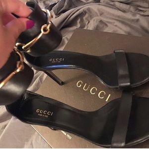 Gucci ursula sandals