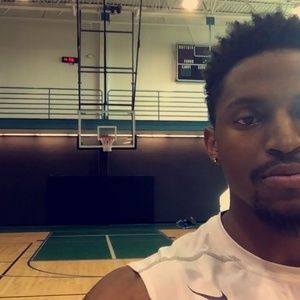 Meet your Posher, Jay