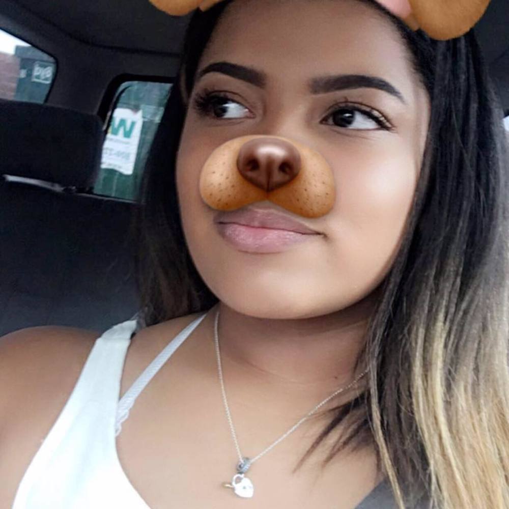 Meet your Posher, Zela