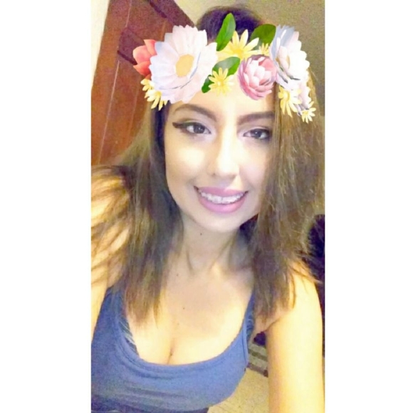 Meet your Posher, Annamarie - Picture 1 of 1