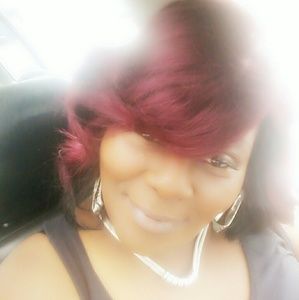 Meet your Posher, Katina