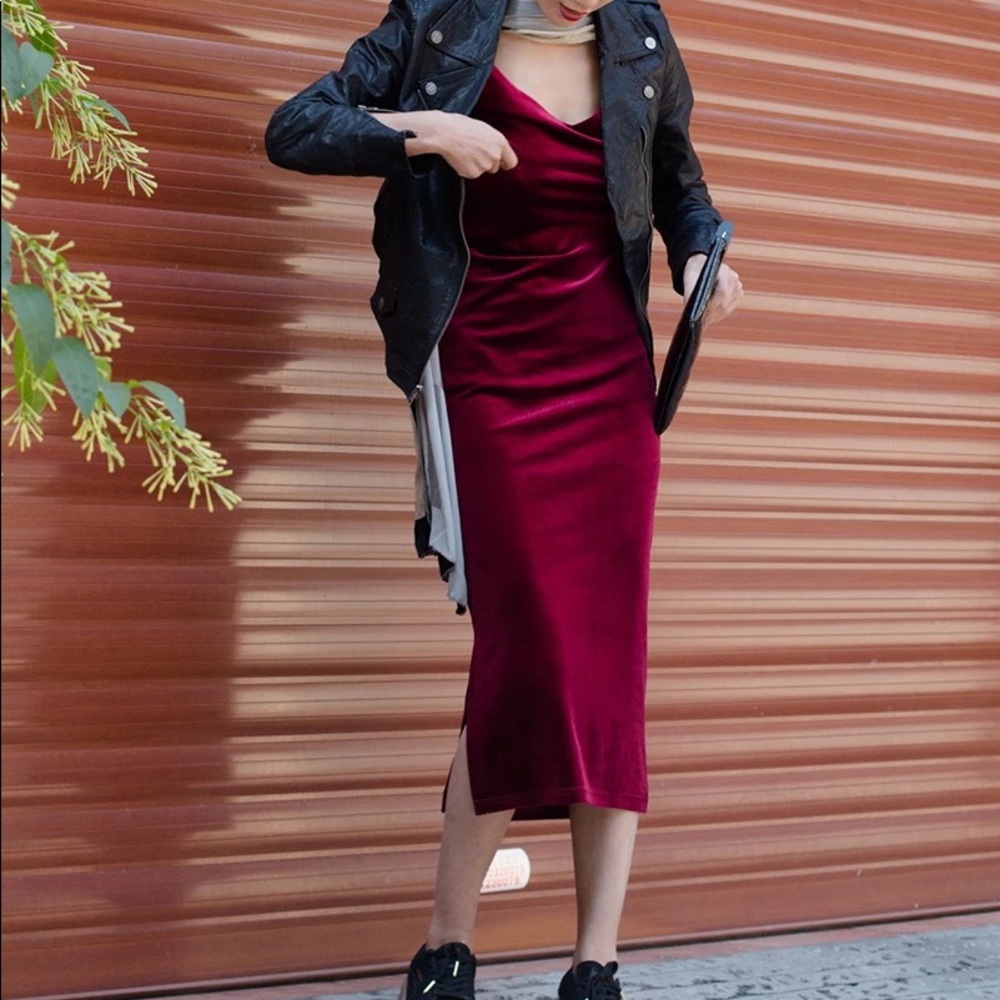 Burgundy Velvet V-neck Dress