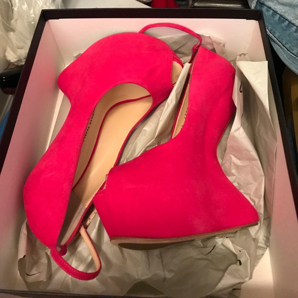 Never worn with box Giuseppe