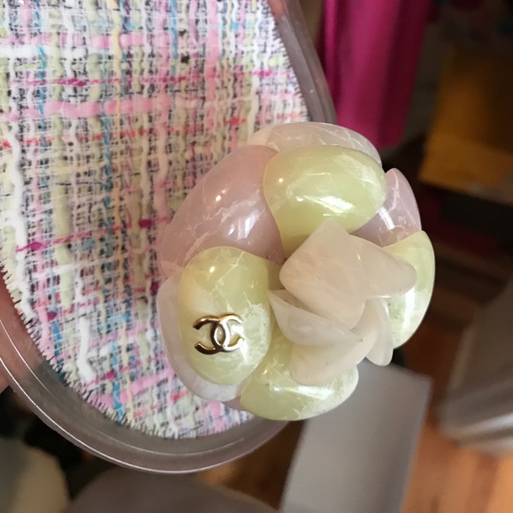 Size 39 Chanel run small - Picture 3 of 5