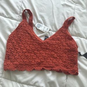 Plum red crochet crop top -nwt